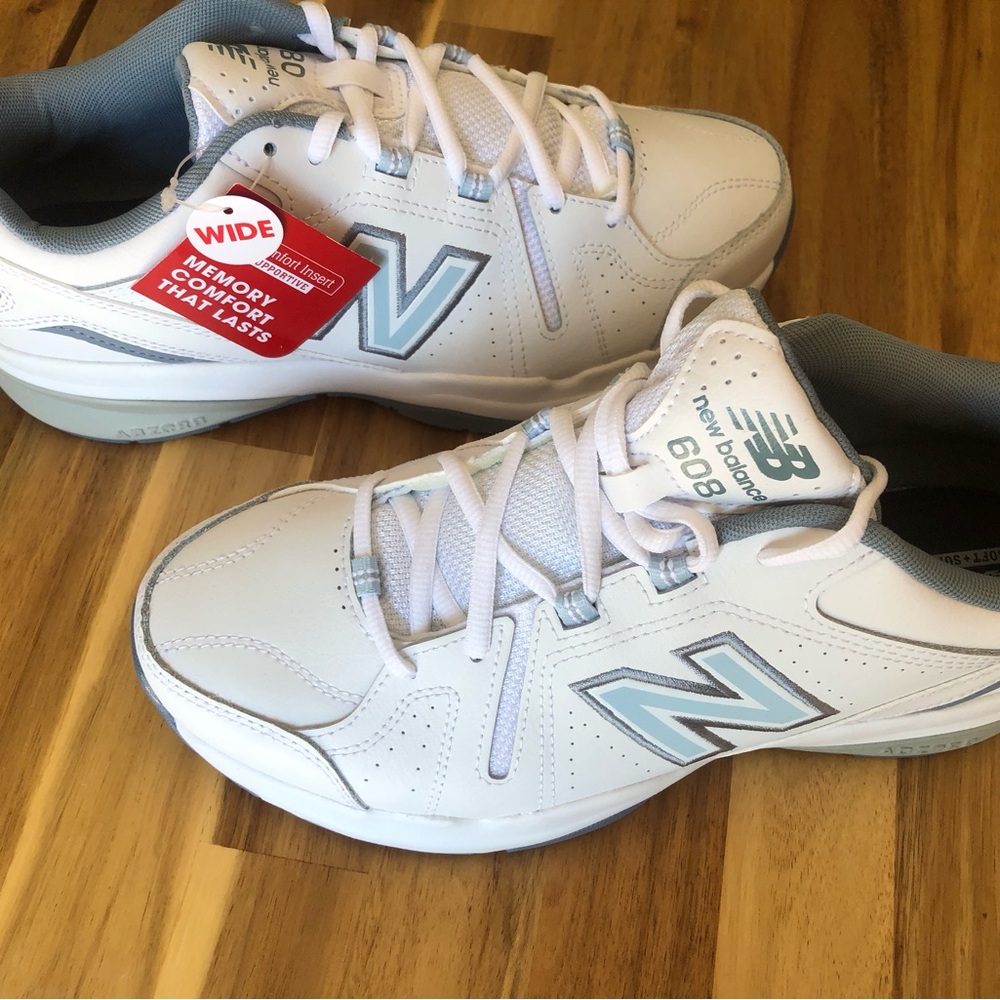 NWT. New Balance 608 White & Light Blue men’s 9.5 sneakers, tennis shoes